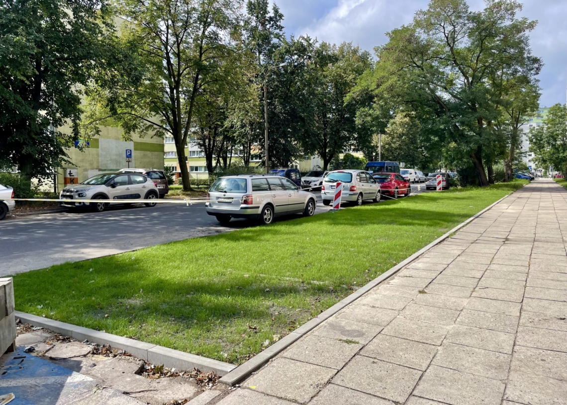Zielony parking na Teofilowie