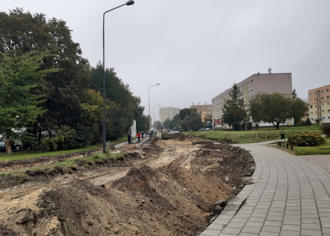 Kosynierów Gdyńskich z nowa nawierzchnią w przeciwieństwie do Strażackiej