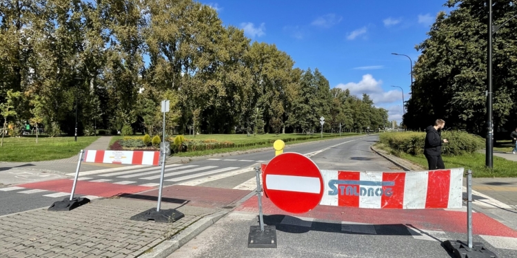 Zmiany W Organizacji Ruchu Remonty Na Chojnach Teofilowie I Widzewie Radio Łódź 9912