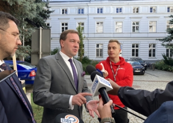 Bartosz Domaszewicz powinien zostać pozbawiony mandatu radnego według Zjednoczonej Prawicy