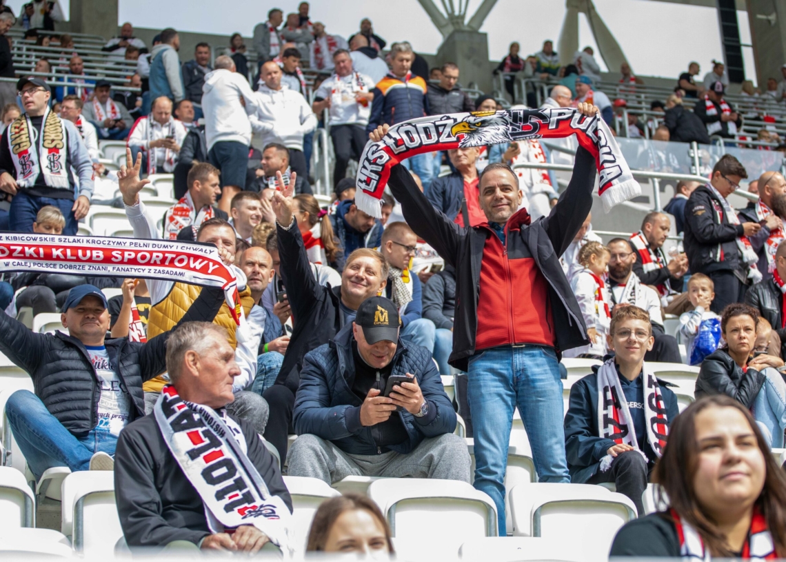 Doping kibiców ŁKS w meczu z Bruk-Bet Termaliką Nieciecza