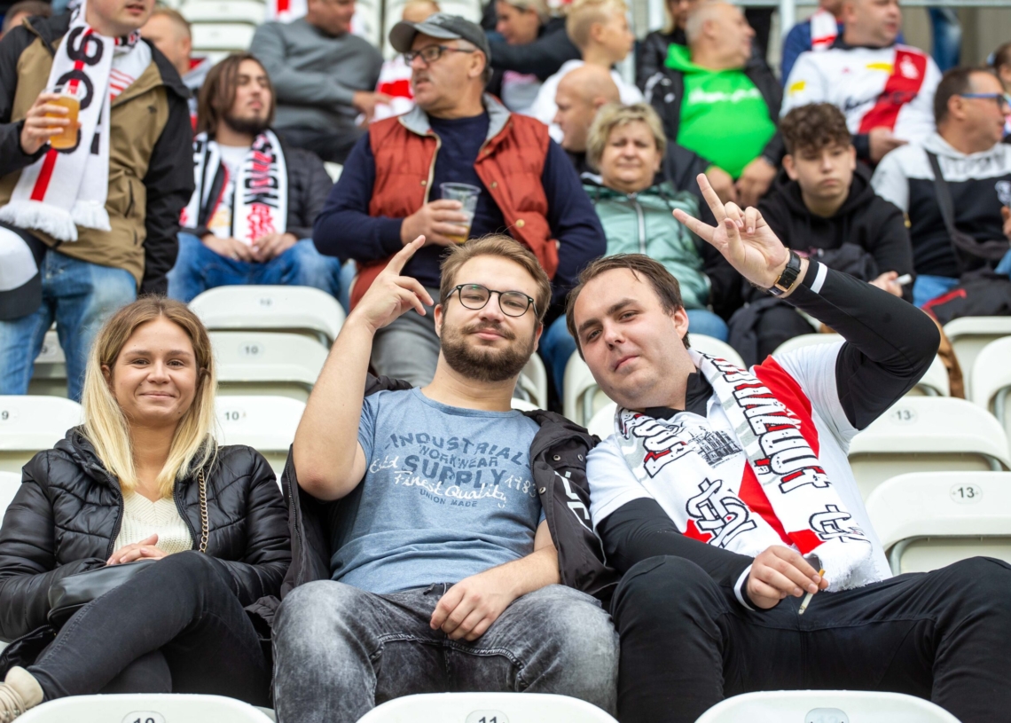 Doping kibiców ŁKS w meczu z Bruk-Bet Termaliką Nieciecza