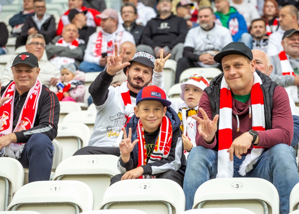 Doping kibiców ŁKS w meczu z Bruk-Bet Termaliką Nieciecza