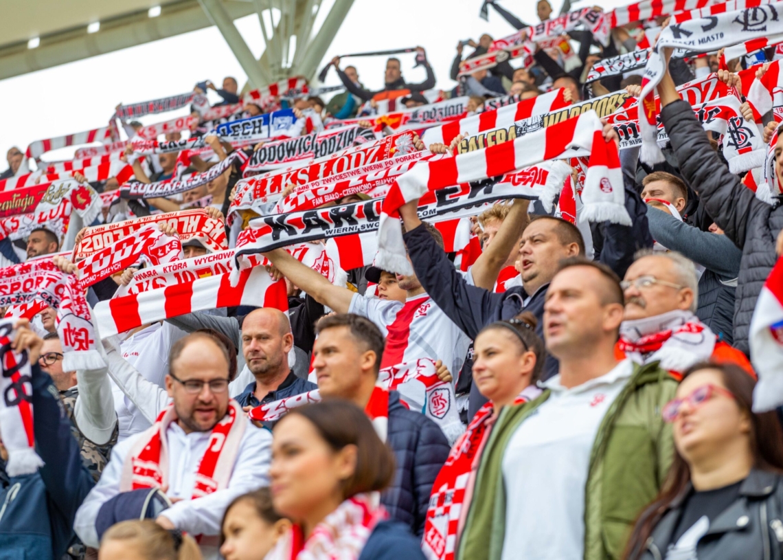 Doping kibiców ŁKS w meczu z Bruk-Bet Termaliką Nieciecza