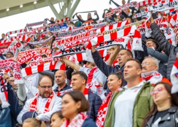 Doping kibiców ŁKS w meczu z Bruk-Bet Termaliką Nieciecza