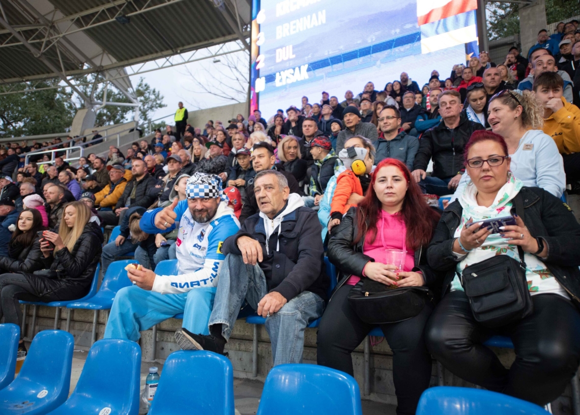 Doping kibiców podczas Meczu Narodów 2022 na Moto Arenie w Łodzi [ZDJĘCIA + WIDEO]