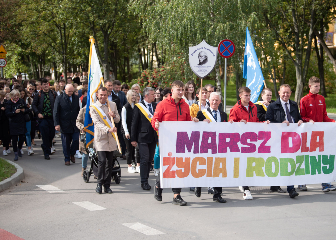 Marsz dla Życia i Rodziny przeszedł ulicami Opoczna