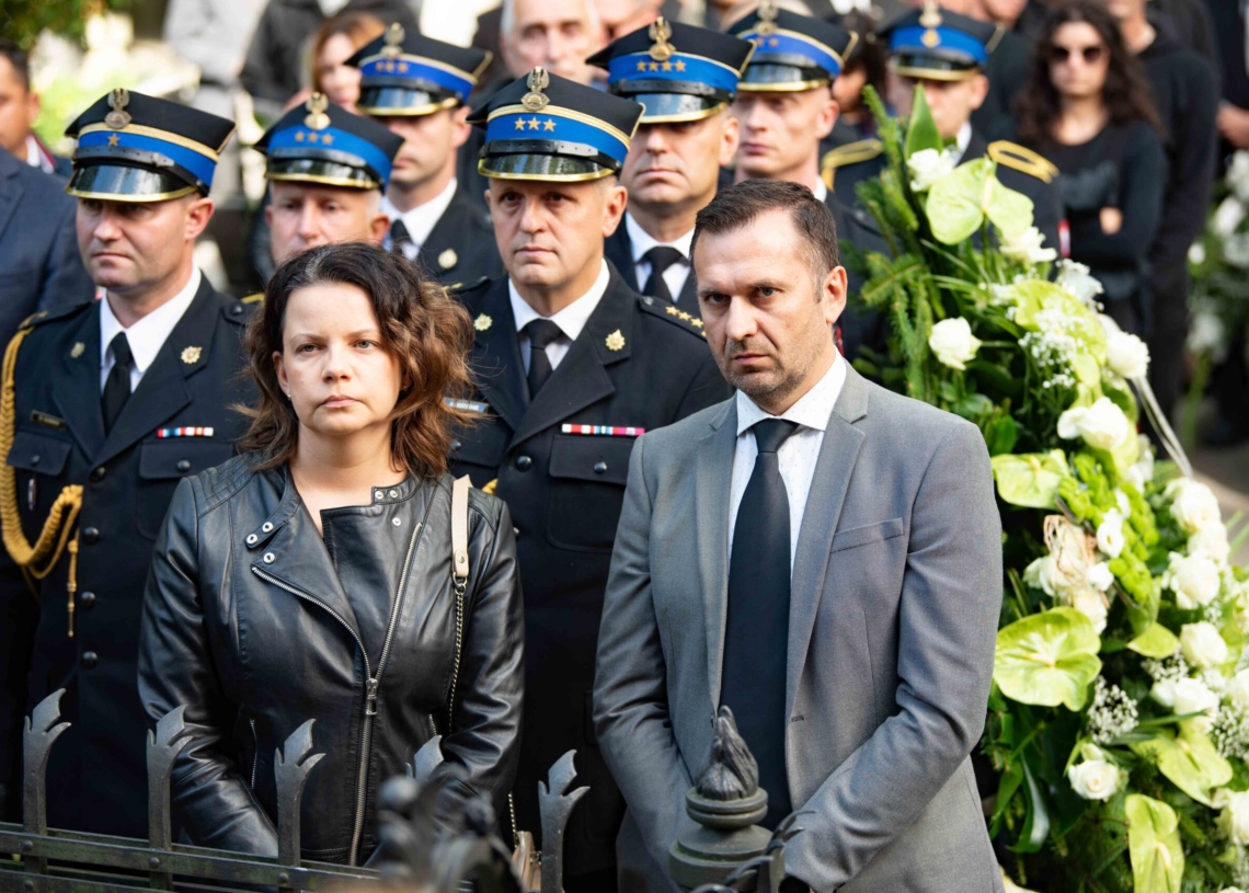 Pożegnanie Marty Macherowskiej i Macieja Jaśkiewicza, ofiar katastrofy lotniczej z Gliny