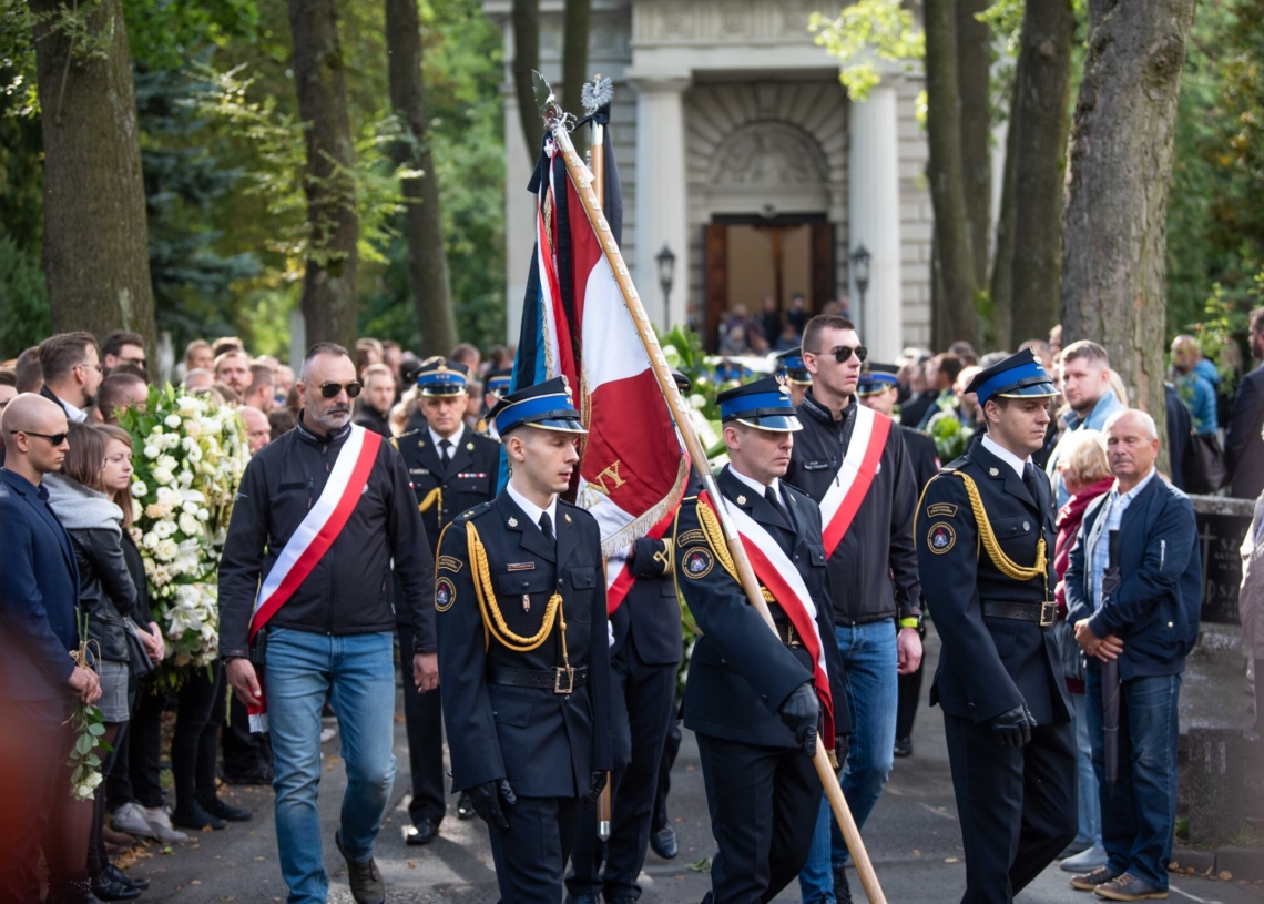 Pożegnanie Marty Macherowskiej i Macieja Jaśkiewicza, ofiar katastrofy lotniczej z Gliny