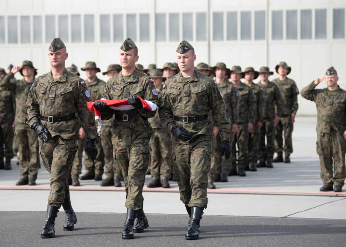 Pożegnanie żołnierzy w Łasku