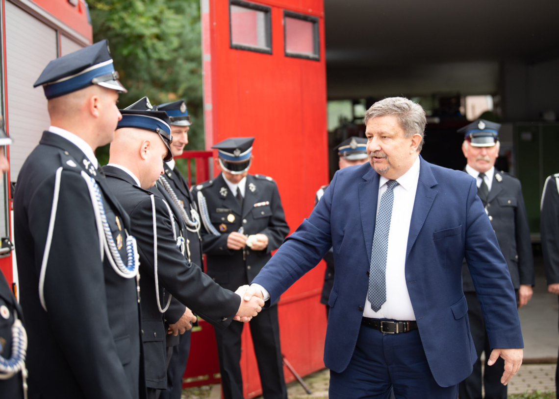 Finansowe wsparcie dla strażaków w Łódzkiem. Pomoc dla blisko 150 jednostek OSP