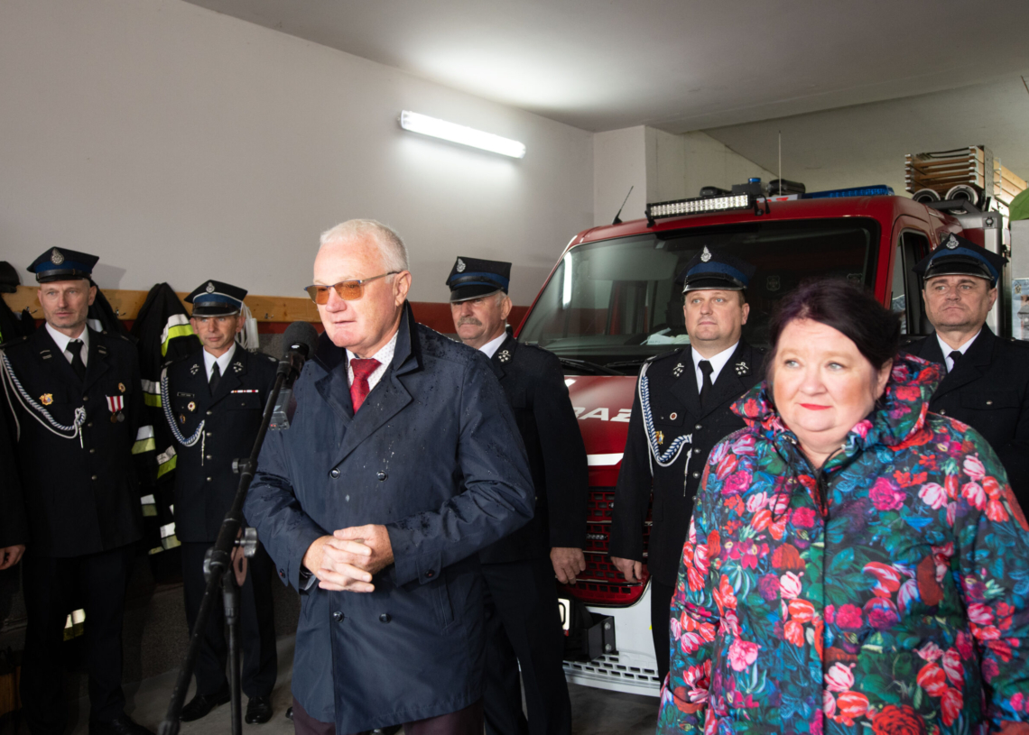 Finansowe wsparcie dla strażaków w Łódzkiem. Pomoc dla blisko 150 jednostek OSP