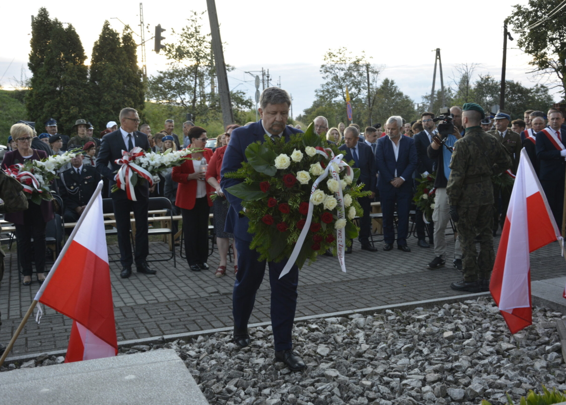Sieradz pamięta o bohaterach II wojny światowej