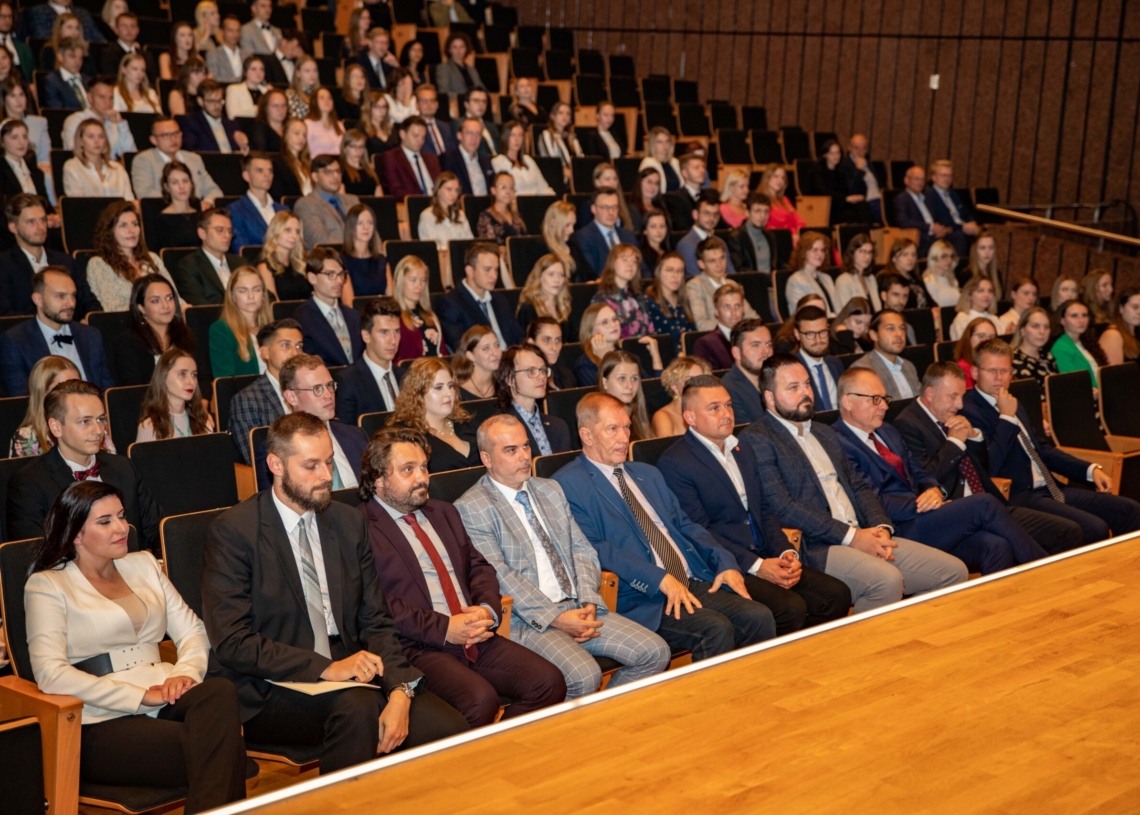 Gala wręczenia dyplomów lekarskich w Filharmonii Łódzkiej