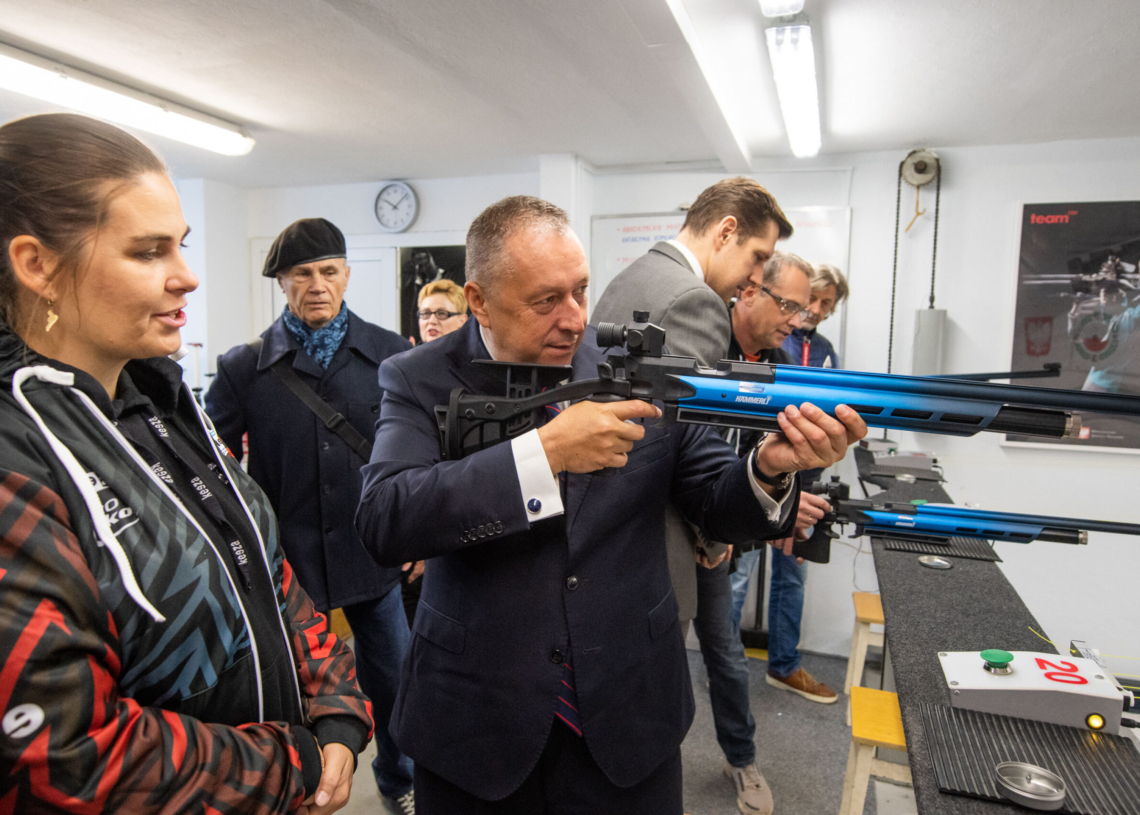 83. rocznica walk Armii Łódź. Międzyszkolne warszaty strzeleckie połączone z zajęciami patriotyczno-obronnymi