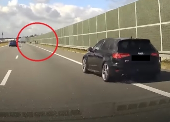 Pirat w audi na A2. Niemal wjechał w pieszych na autostradzie