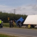 Ciężarówka wjechała do rowu. Utrudnienia na skrzyżowaniu S8 i DK12 koło Sieradza