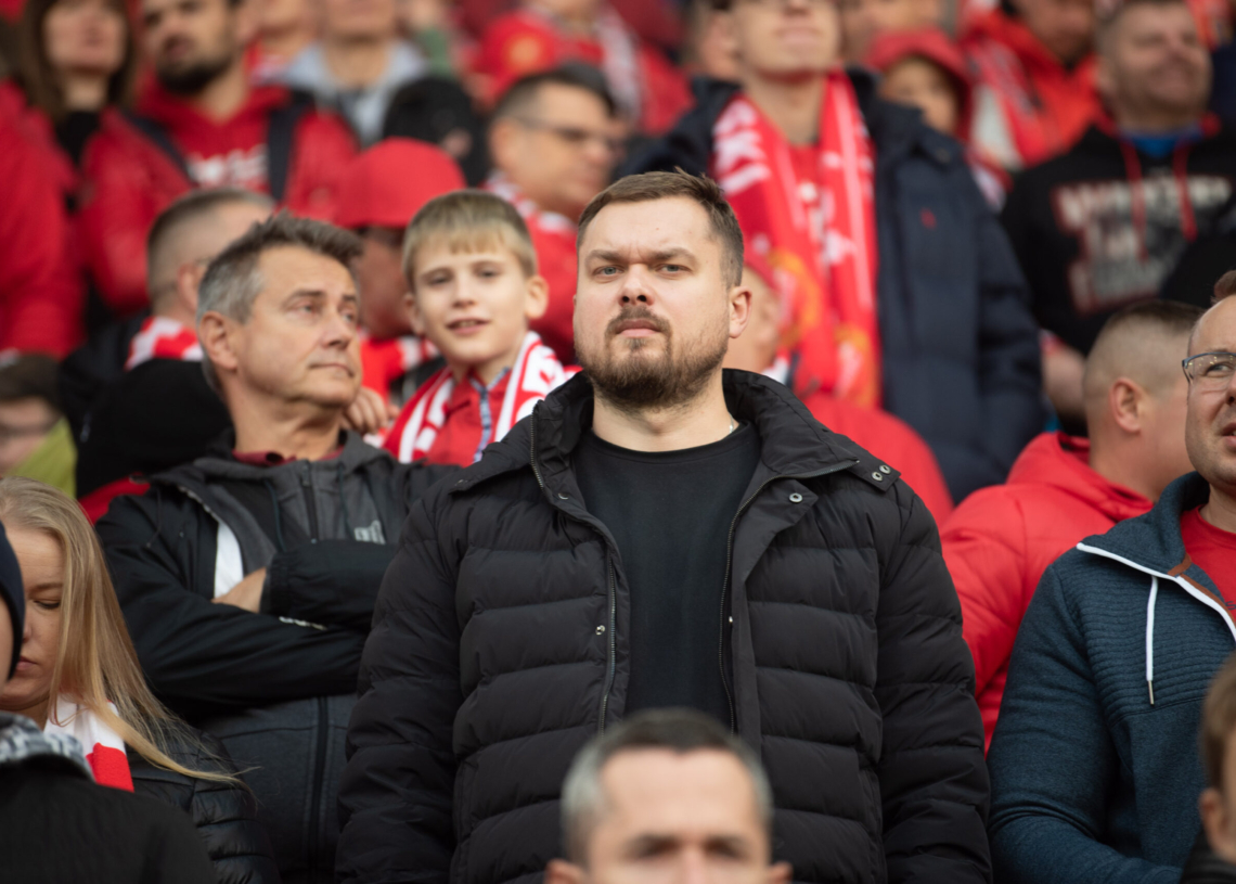 Doping kibiców podczas meczu Widzew Łódź - Raków Częstochowa