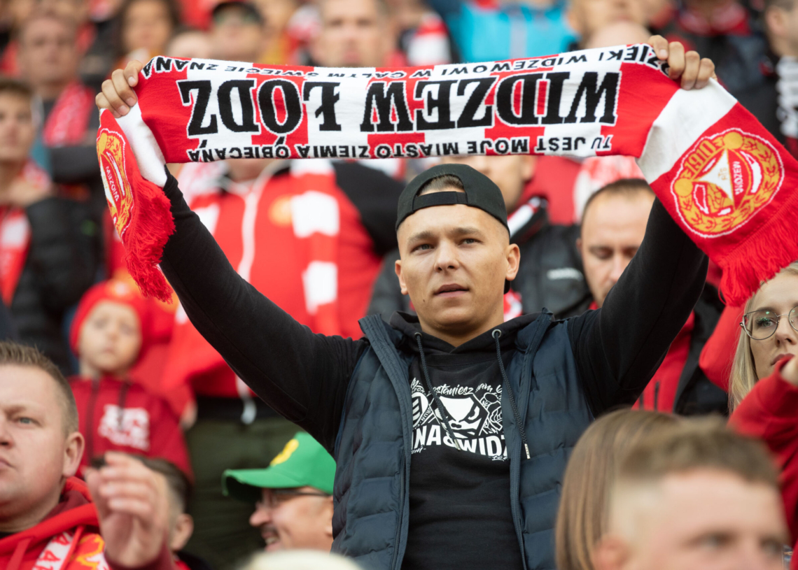 Doping kibiców podczas meczu Widzew Łódź - Raków Częstochowa
