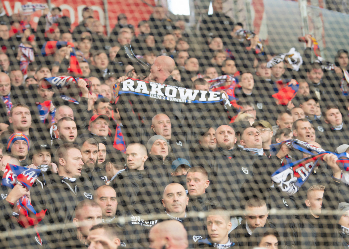 Doping kibiców podczas meczu Widzew Łódź - Raków Częstochowa