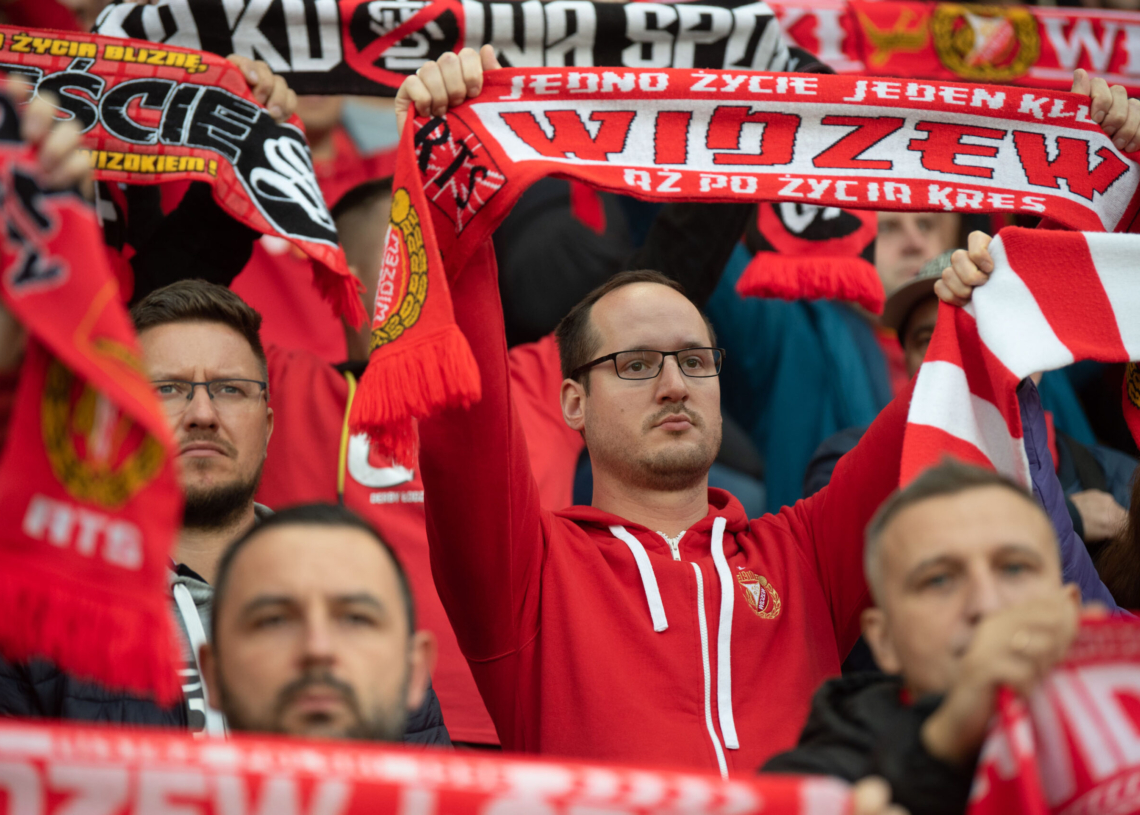 Doping kibiców podczas meczu Widzew Łódź - Raków Częstochowa