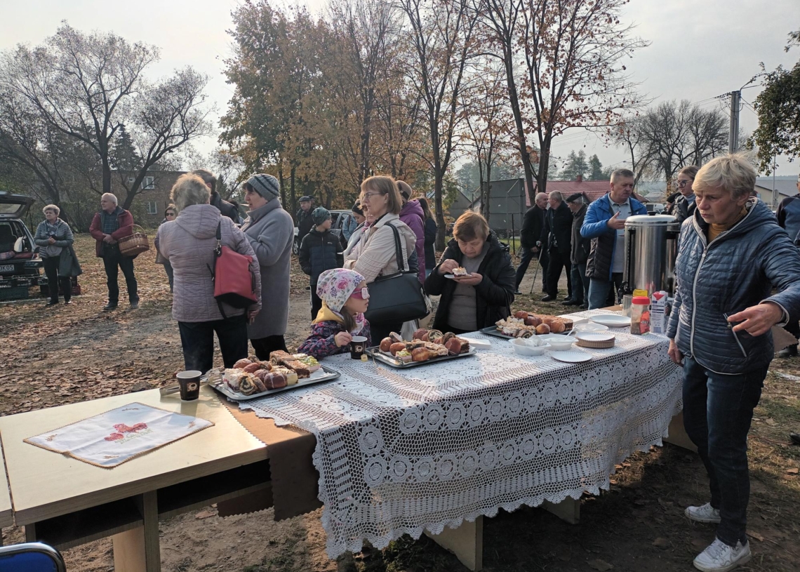 Gminne targowisko w Nowym Kawęczynie