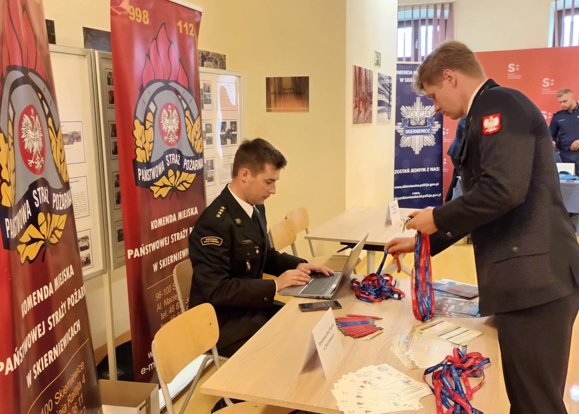 Kariera w mundurze, czyli targi pracy dla młodzieży i studentów