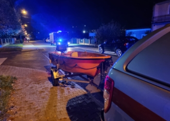 Strażacy z Piotrkowa ratowali tonącego mężczyznę
