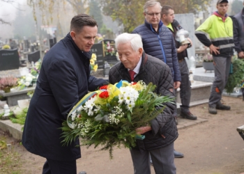 Władze Skierniewic odwiedziły groby swoich poprzedników
