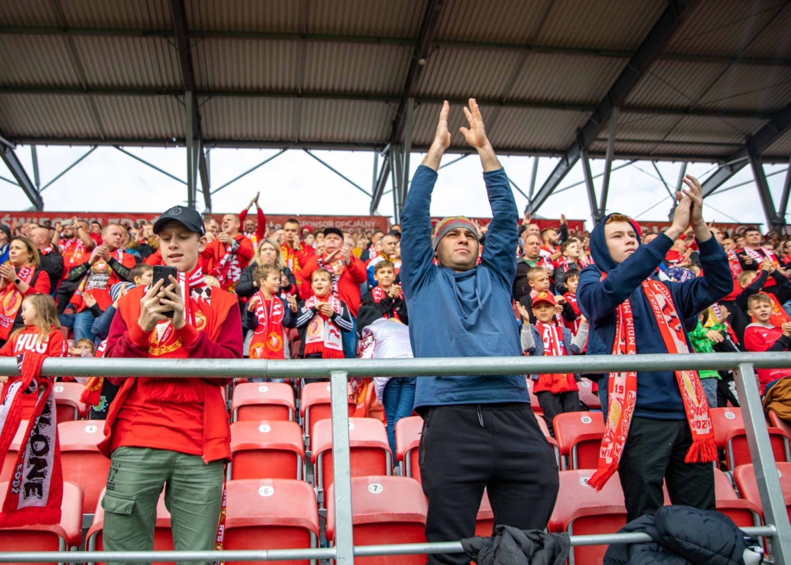 Widzew Łódź – Zagłębie Lubin na trybunach. Tak dopingowali kibice [ZDJĘCIA]
