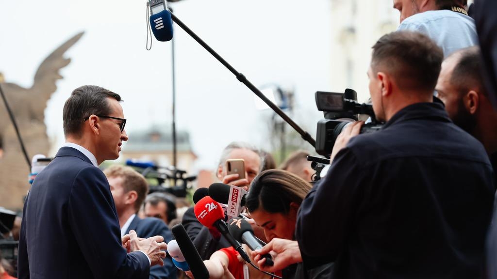 Zamrożenie cen energii dla samorządów? Marcin Witko, prezydent Tomaszowa, na spotkaniu z premierem 1 Marcin Witko