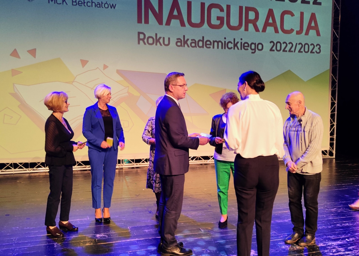 Słuchacze Uniwersytetu Trzeciego Wieku w Bełchatowie zainaugurowali nowy rok akademicki