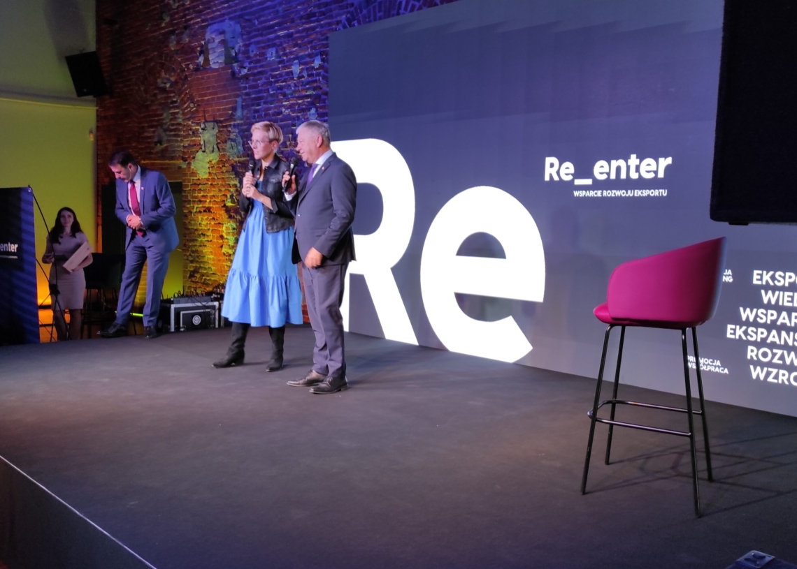 Re_enter Ukraine