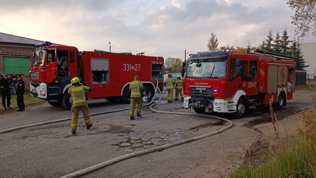 Pożar nielegalnego składowiska opon w Piotrkowie