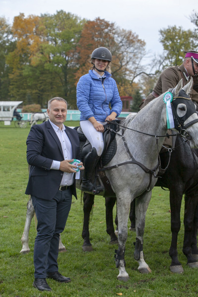 Hubertus jeździecki w Stadzie Ogierów w Bogusławicach