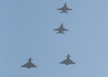 Aktywowano dwie pary myśliwców F-16