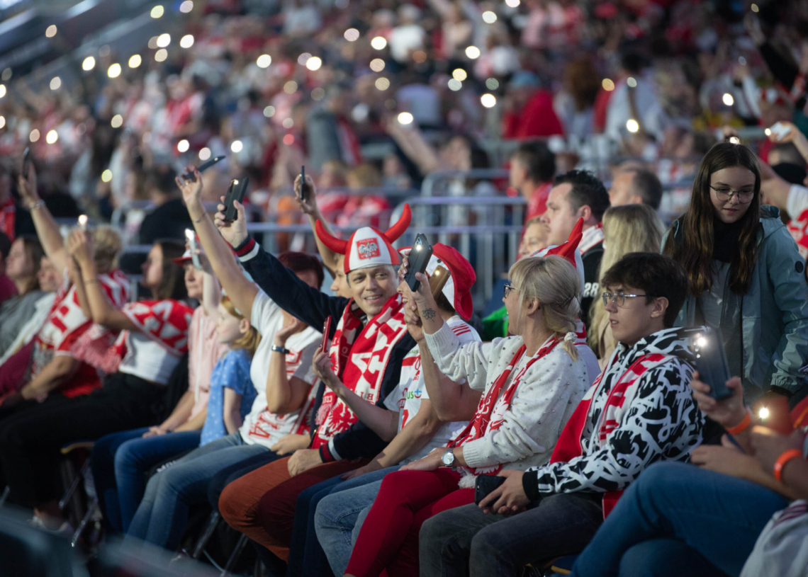 Doping kibiców podczas meczu Polska-Serbia