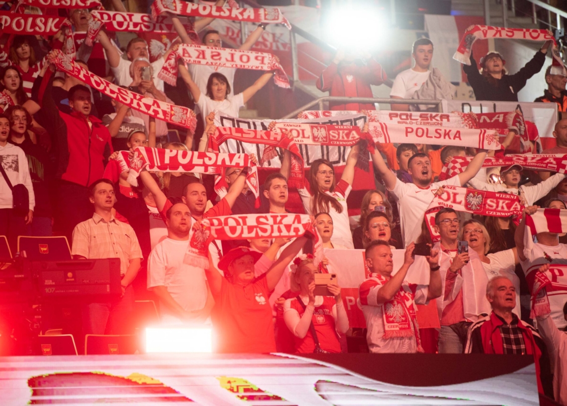 Kibice podczas meczu Polska-Kanada