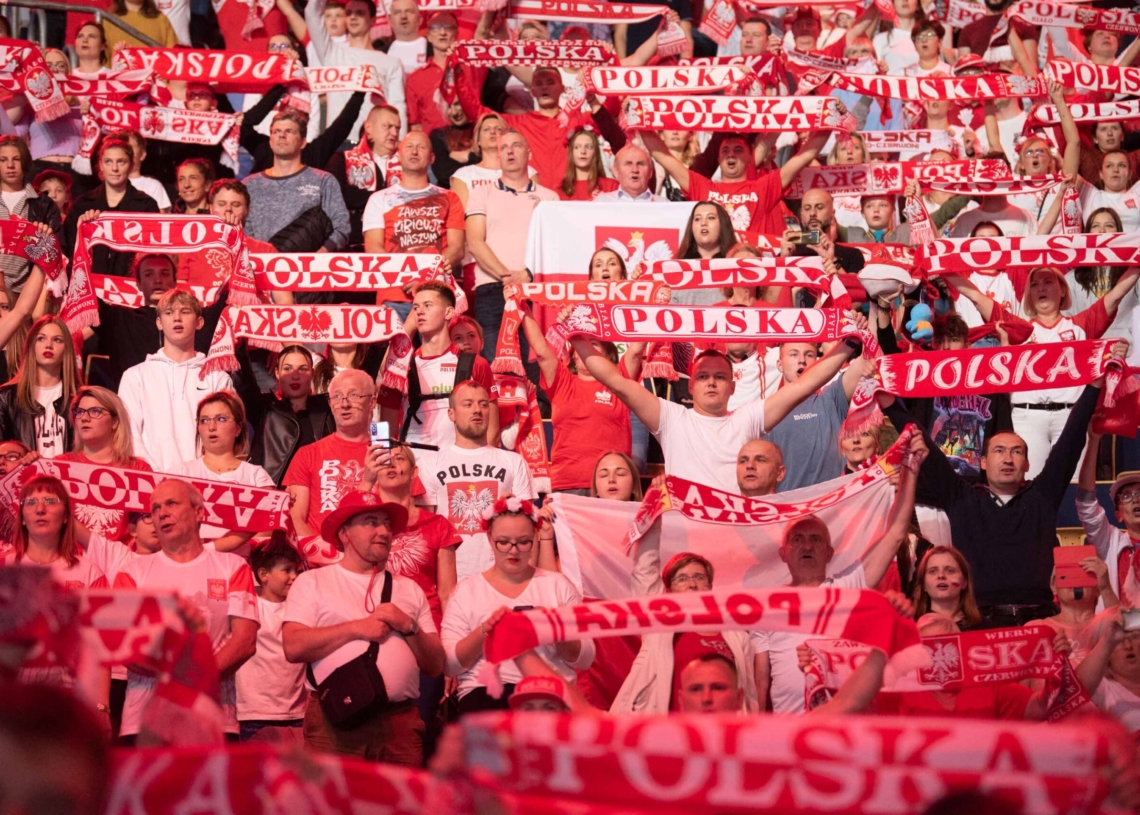 Doping kibiców podczas meczu Polska-Kanada
