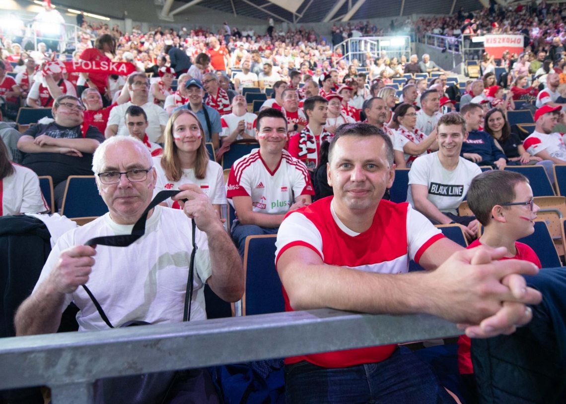 Kibice podczas meczu Polska-Kanada