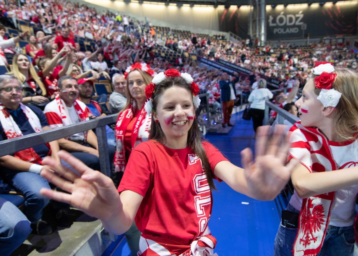 Kibice podczas meczu Polska-Kanada
