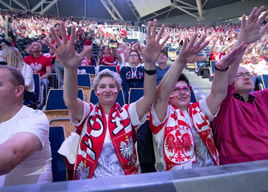Kibice podczas meczu Polska-Kanada