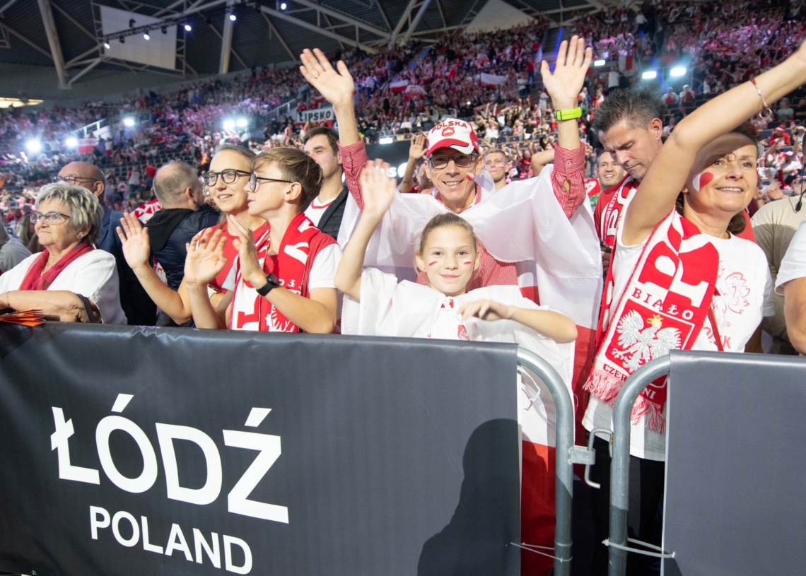 Kibice podczas meczu Polska-Kanada