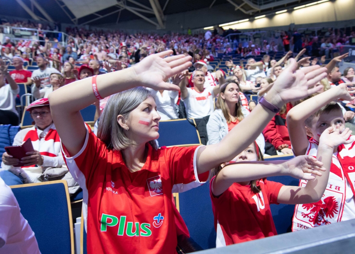 Kibice podczas meczu Polska-Kanada