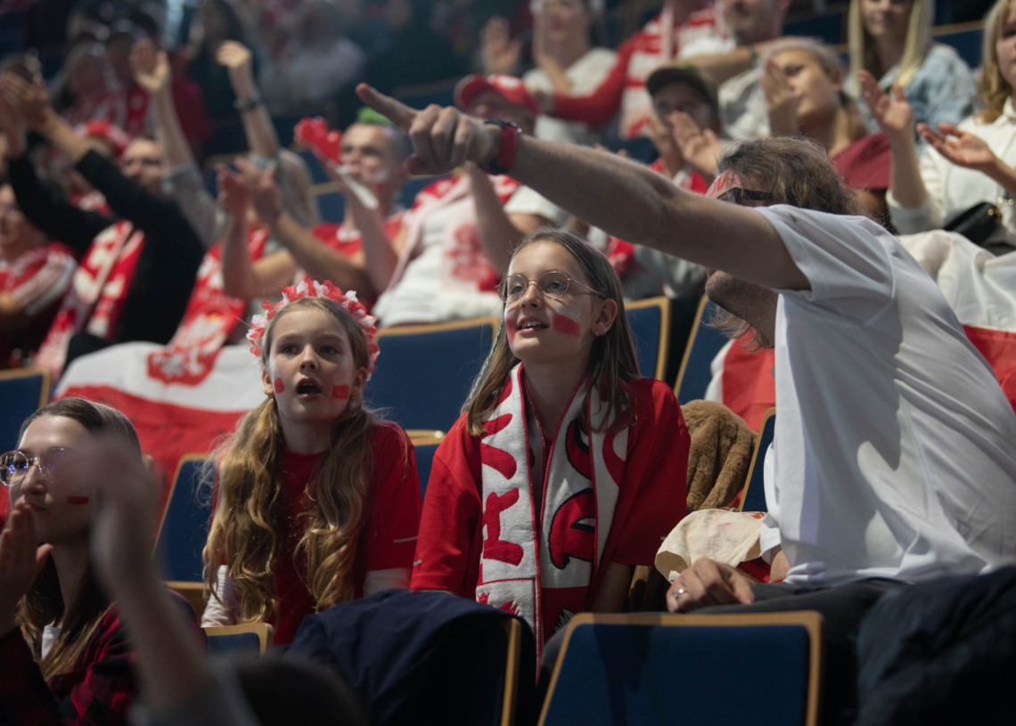 Kibice podczas meczu Polska-Kanada