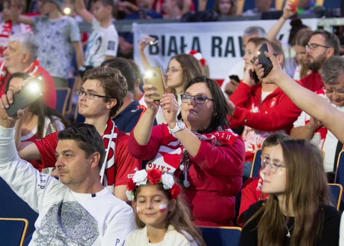 Doping kibiców podczas meczu Polska-USA w Atlas Arenie
