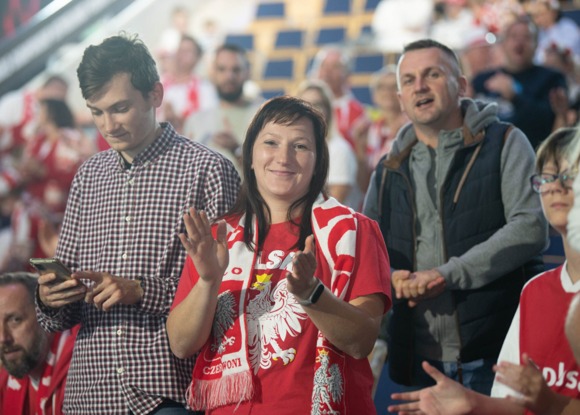 Doping kibiców podczas meczu Polska-USA w Atlas Arenie
