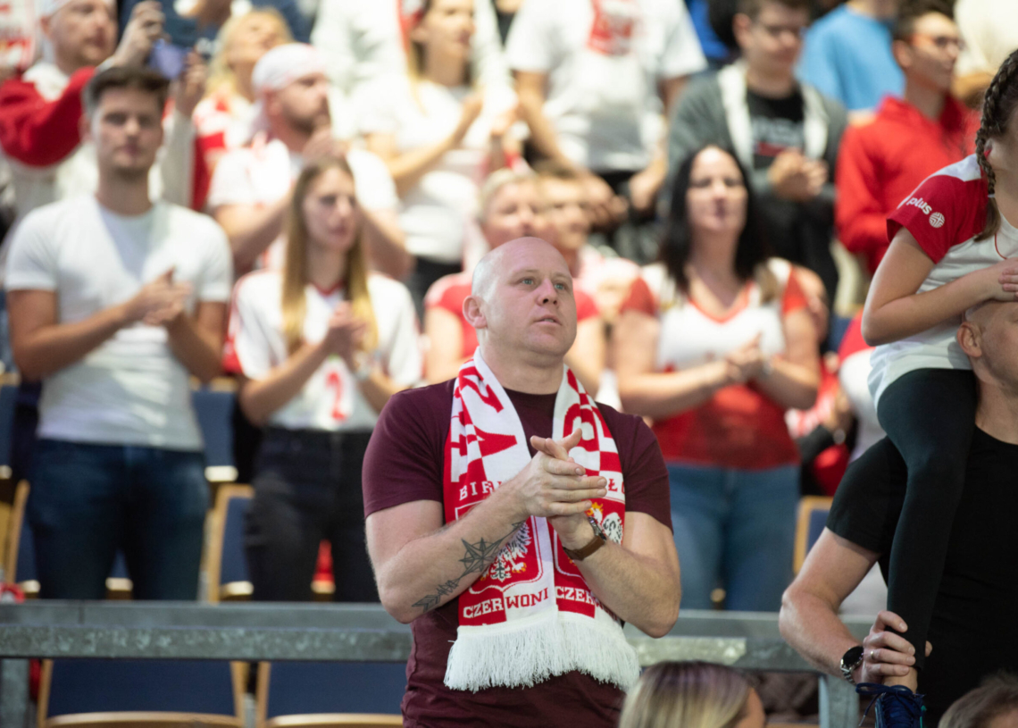 Doping kibiców podczas meczu Polska-USA w Atlas Arenie