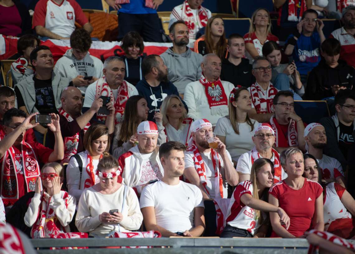 Doping kibiców podczas meczu Polska-USA w Atlas Arenie