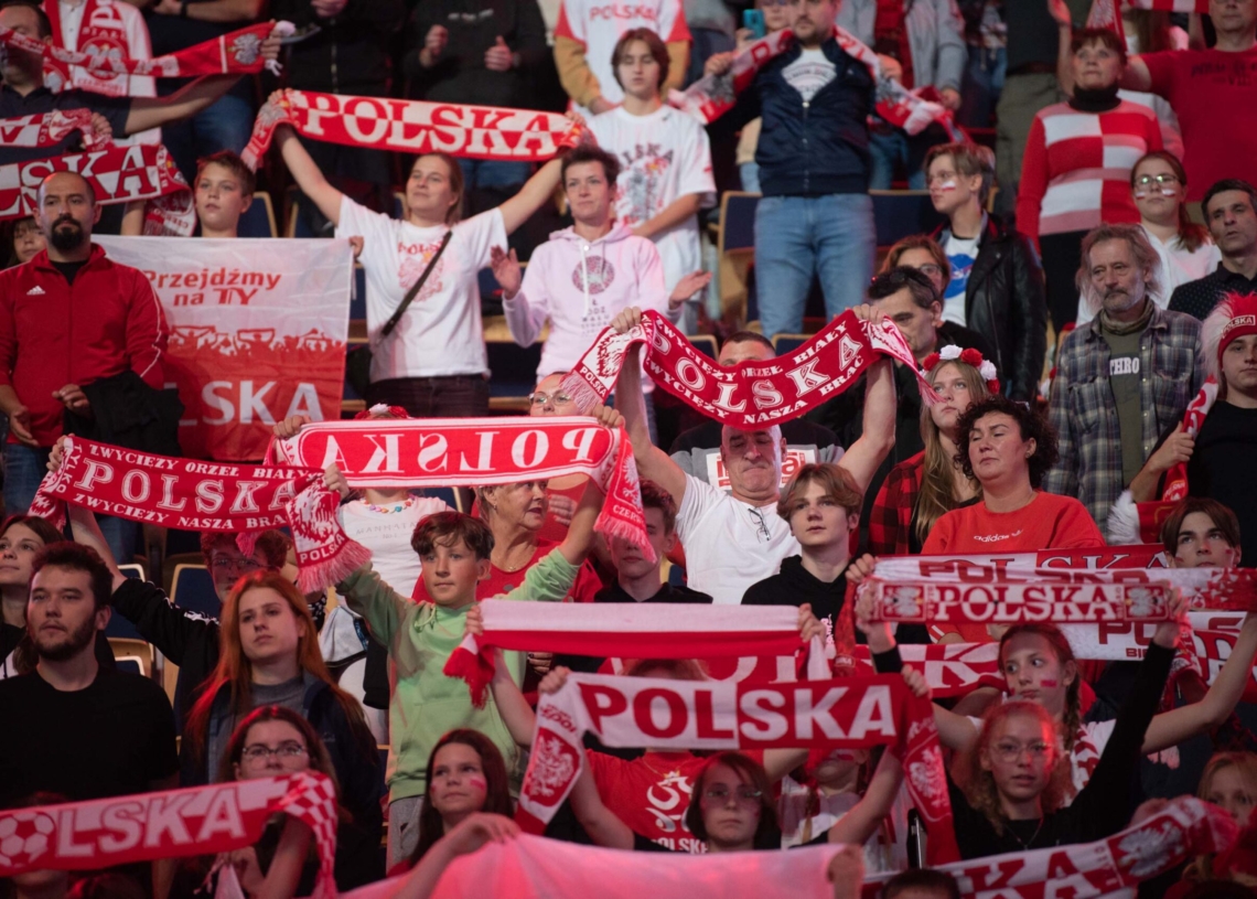 Doping kibiców podczas meczu Polska-USA w Atlas Arenie